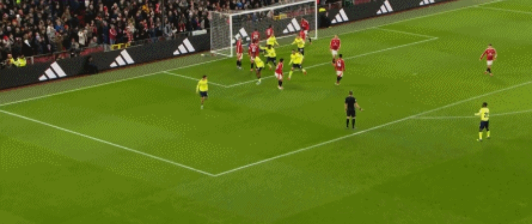 南安普顿主场击败曼联,豪取三分的简单介绍 南安普顿主场击败曼联,豪取三分的简单介绍