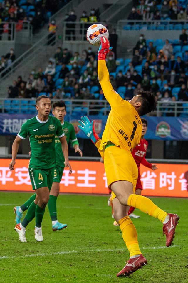 浙江稠州龙狂胜,霸气登顶中超榜 浙江稠州龙狂胜,霸气登顶中超榜