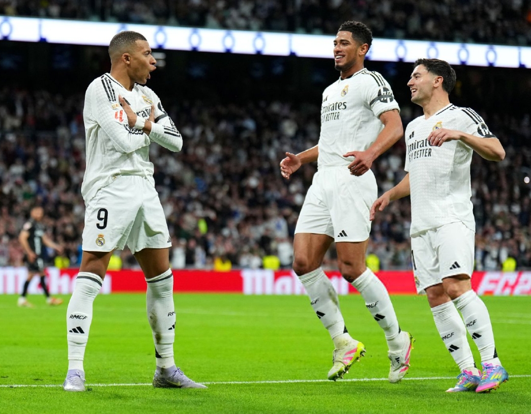 半岛体育在线登录-皇家马德里攻进巴黎，豪门争锋