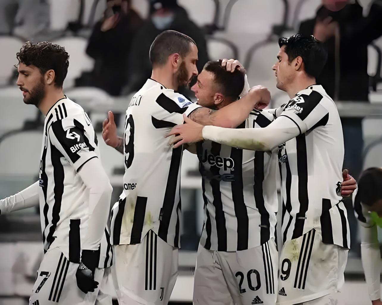 半岛体育入口-关于AC米兰签约意大利国家队中场球员，提升中场控制能力的信息